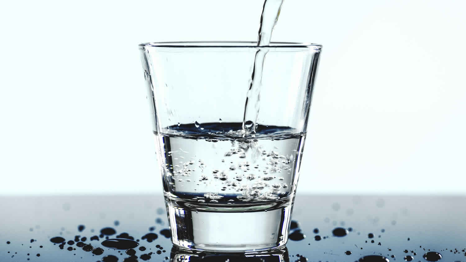 water-intoxication-definition-deaths-causes-symptoms-treatment