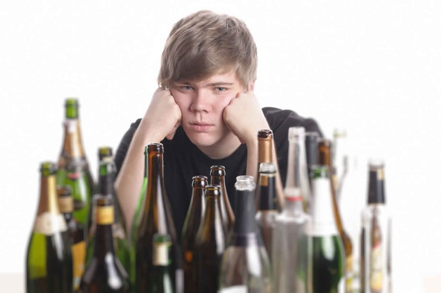 alcoholism-alcohol-dependence-causes-symptoms-diagnosis-treatment